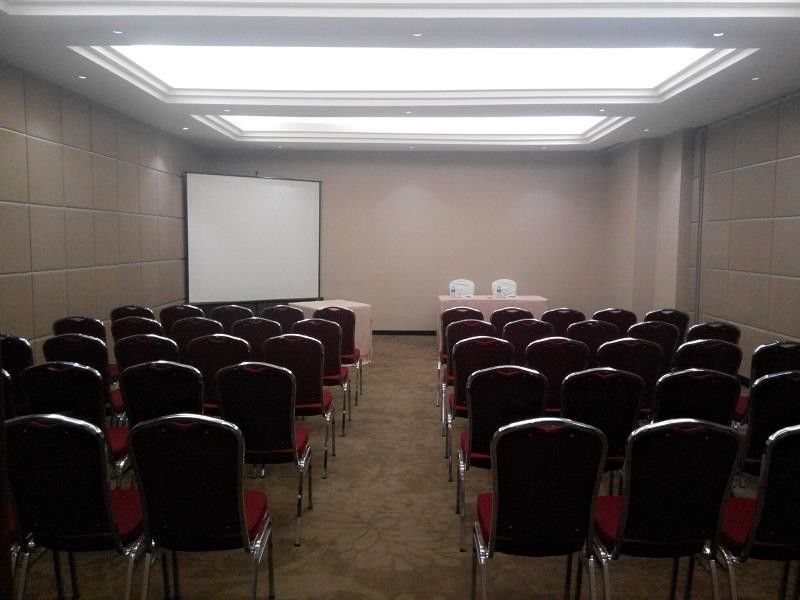 Zest Airport Jakarta By Swiss-Belhotel International Τάνγκερανγκ Εξωτερικό φωτογραφία